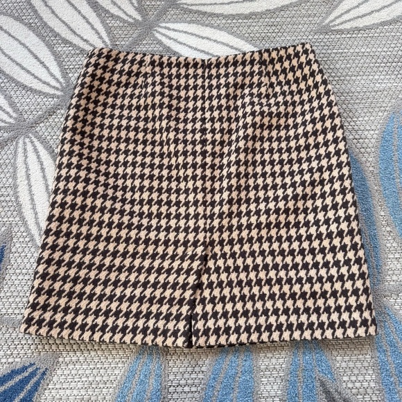 Talbots Women’s‎ Wool Houndstooth Pencil Skirt Size 12 Brown/Tan - Picture 2 of 8